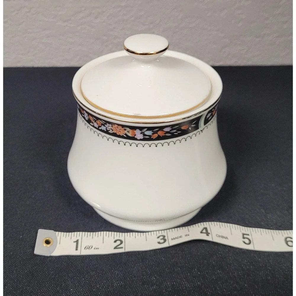 Silverie Fine China (Pattern SIV11) Sugar Bowl & Lid Vintage 1980s